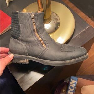 *SOLD* Aldo double zip ankle boots